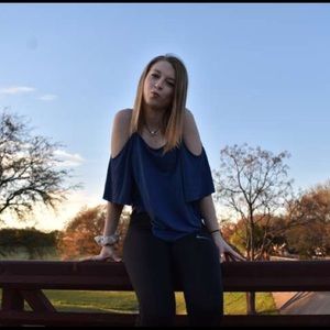 Meet your Posher, Cam